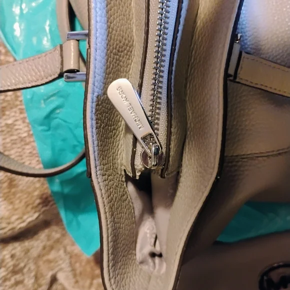 Michael Kors Light Gray Tote with Tassel and Wallet - Picture 6 of 15